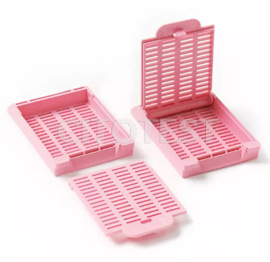 EMBEDDING CASSETTE, 45°ANGLE MARKING AREA, W/DETACHABLE LID &amp; STRIPE HOLES, HISTOLOGY, P.O.M. MATERIAL, PINK COLOR. CASSETTE &amp; LID ASSEMBLED X 75 UND